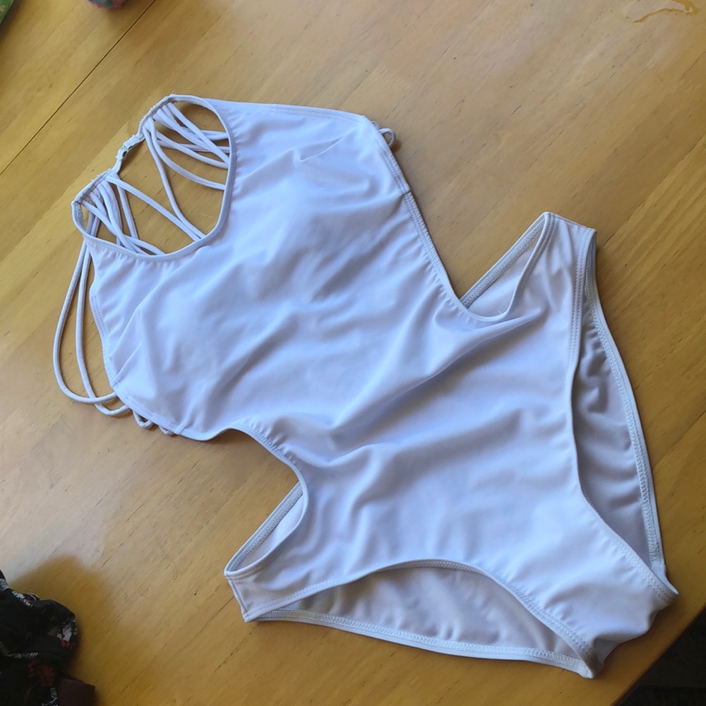 Bathing suit
